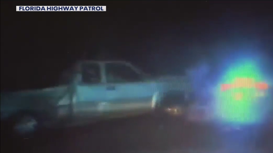 Driver plows through hit-and-run scene in Pasco